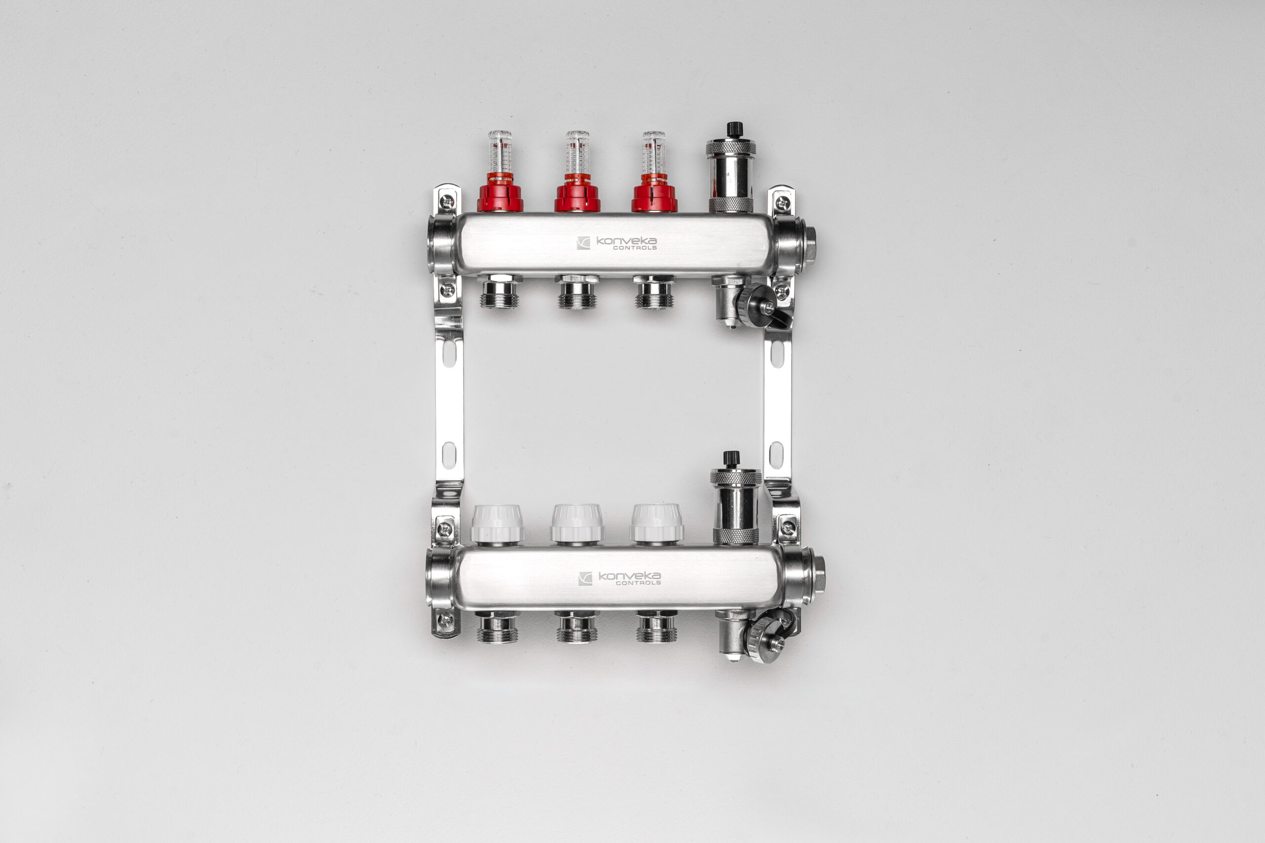 Reguliuojamas 3 ž. paskirstymo kolektorius su debitomačiais