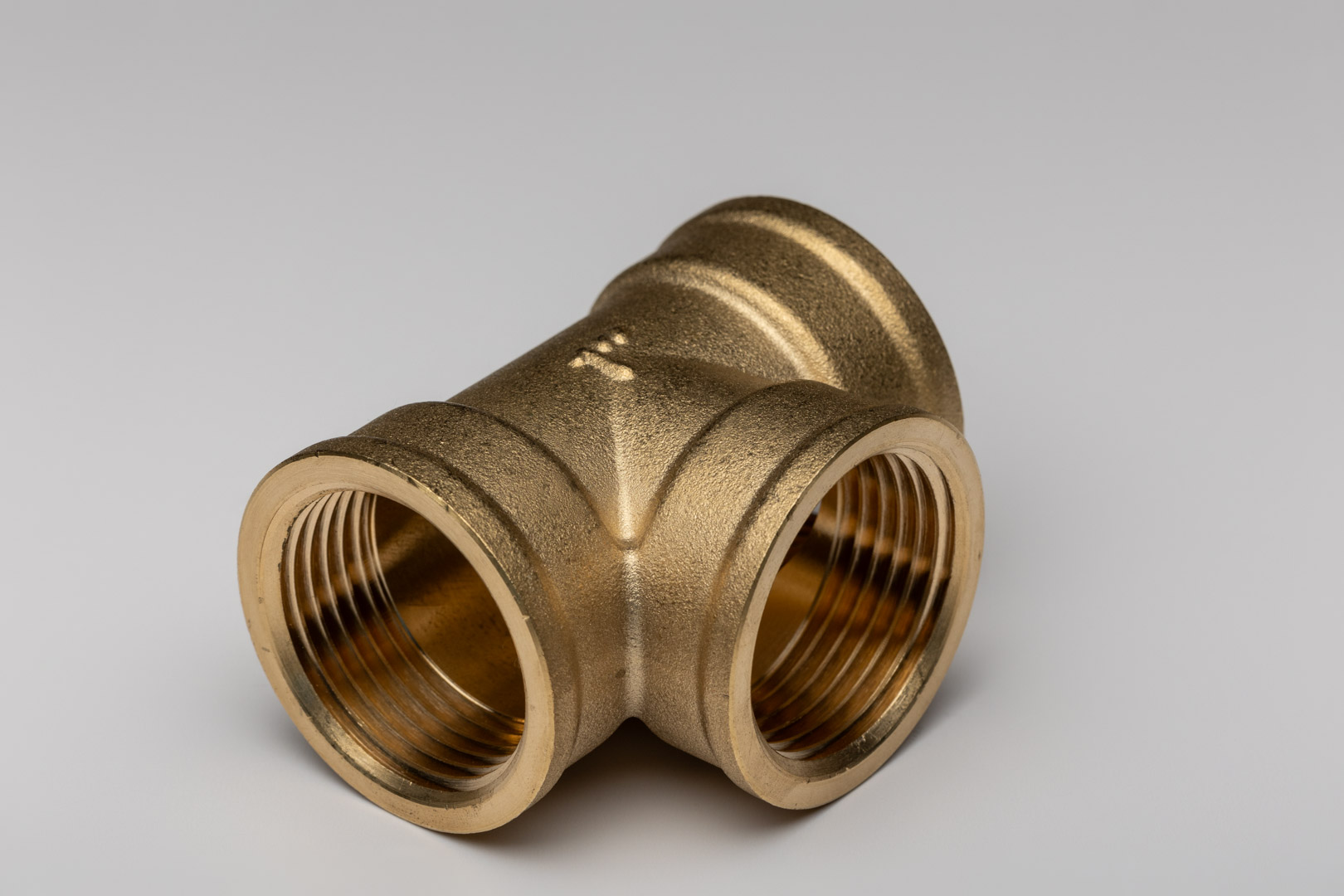 Žalvarinis trišakis 1"