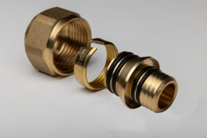 Išardoma jungtis daugiasluoksniam vamzdžiui (eurokonusas) 3/4" x d20 x 2,00 mm