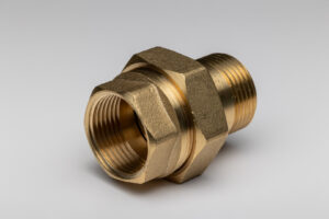 Žalvarinė išardoma tiesi jungtis 1" vidus-išorė